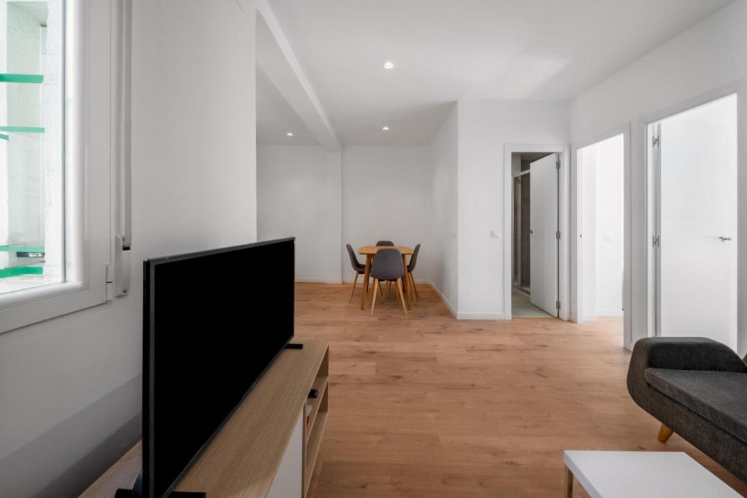 2 Bedrooms 1 Bathroom Furnished - Delicias - Bright - Mintystay Madrid Extérieur photo